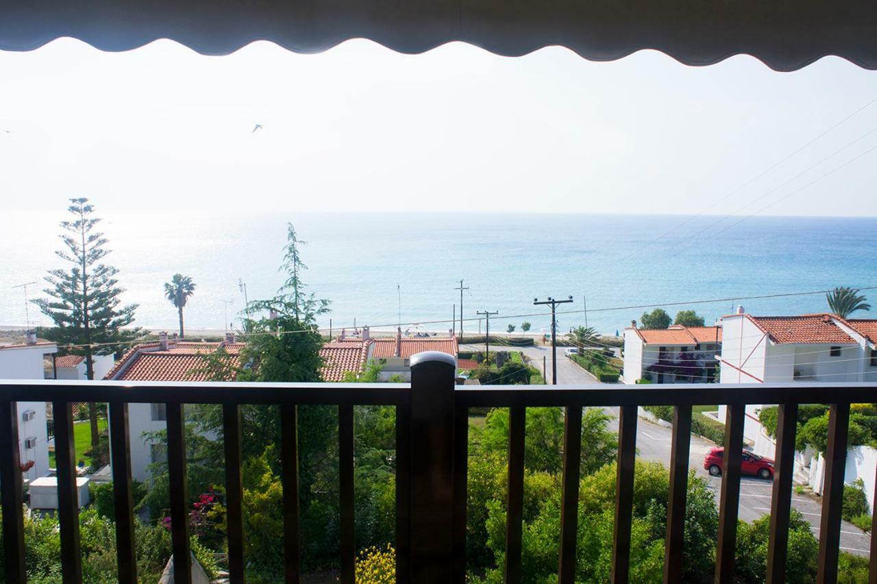 Possidi Aigaiopelagitika 2-Floor Beach House Каландра Екстер'єр фото