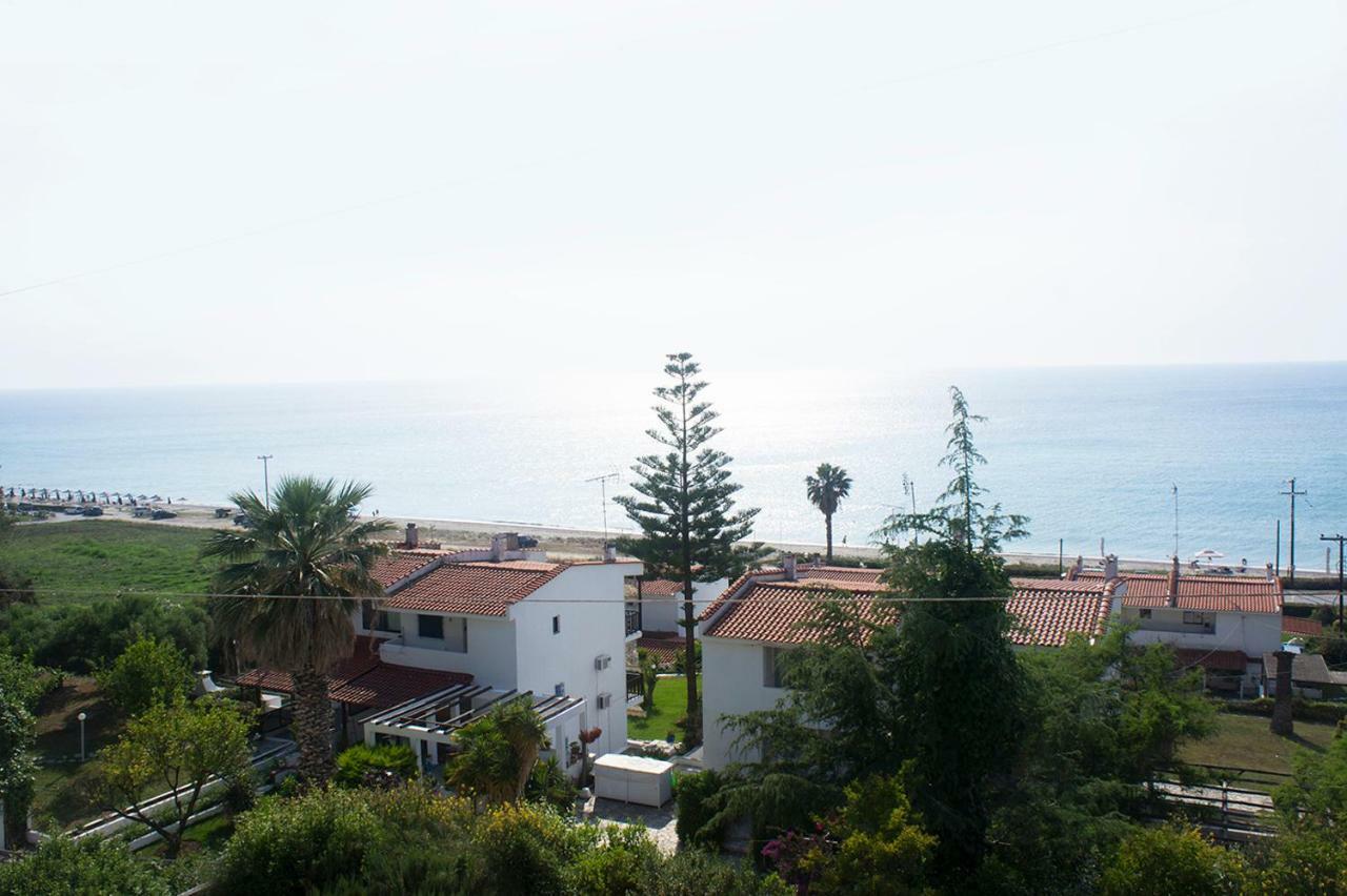 Possidi Aigaiopelagitika 2-Floor Beach House Каландра Екстер'єр фото