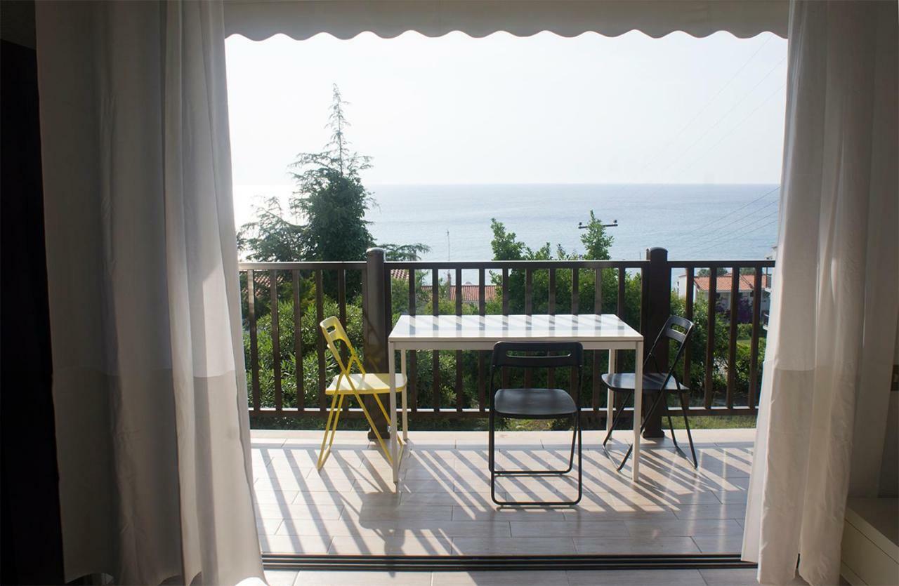 Possidi Aigaiopelagitika 2-Floor Beach House Каландра Екстер'єр фото